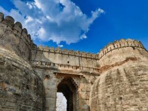 Kumbhalgarh Fort|यहाँ है भारत की सबसे लम्बी दीवार, जानिए इतिहास और वास्तुकला