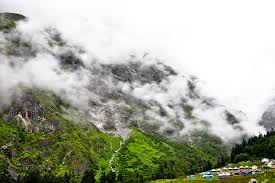 Valley of Flowers Yaatra Gaid 2025 Maansoon Mein Kya Dekhen, Kaise Pahunche?