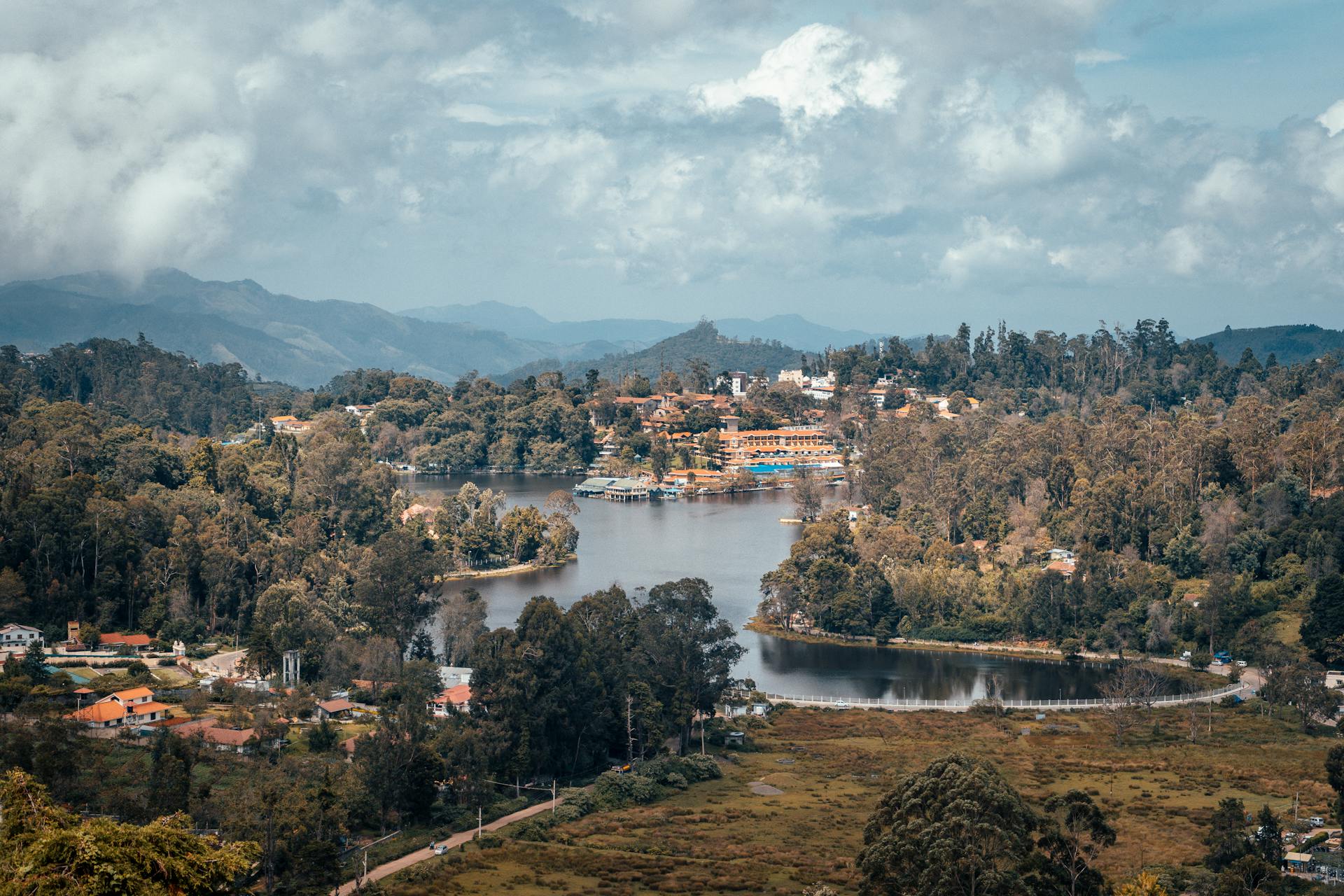 Kodaikanal Mansoon Adventure Tamil Nadu Ka Badalon Main Basa Khazana 2025